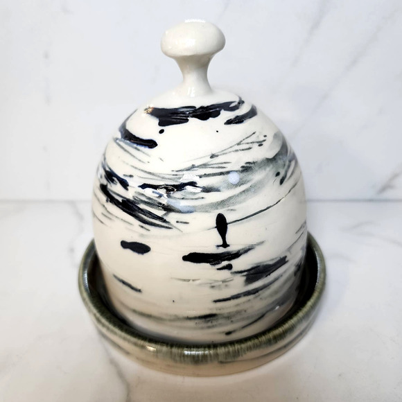 Artist Signed Studio Art Pottery Butter Dish Lid With Base Black and Gray Swirls - Picture 3 of 9